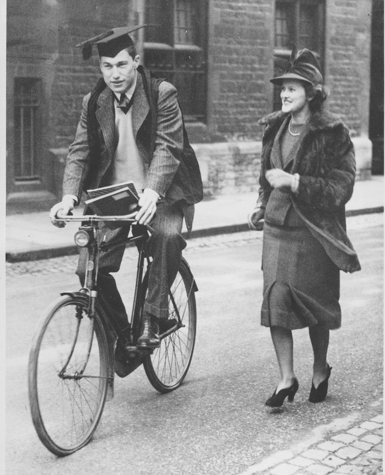 1939: Byron "Whizzer" White